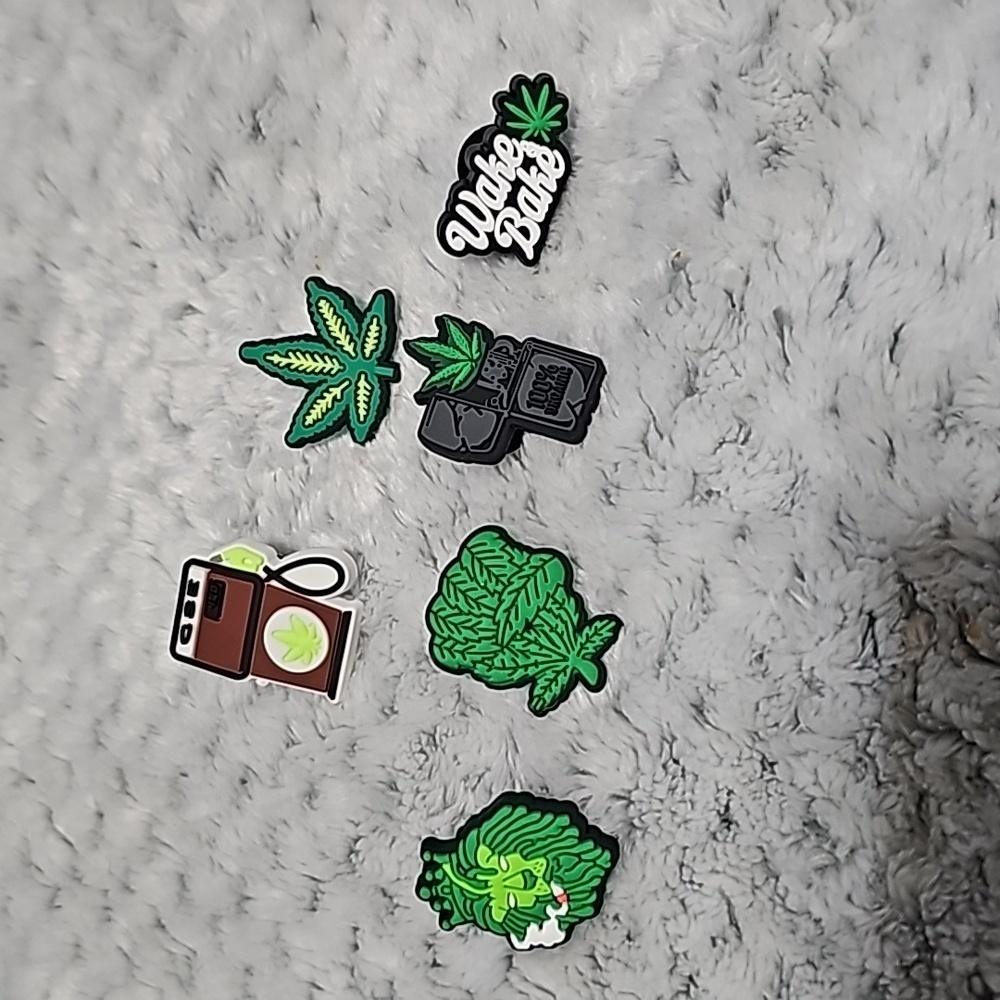 6 pcs shoe charm 420